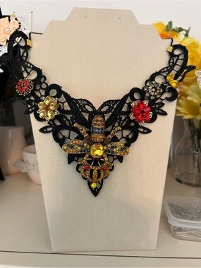 Vintage-Inspired Gold and Red Bee Statement Necklace - Women Jewelry